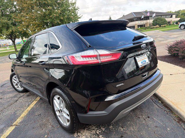 Certified 2023 Ford Edge SEL w/ Convenience Package AWD/4WD image 5