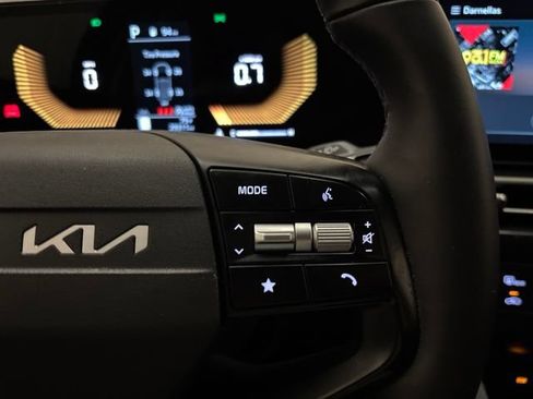 Certified 2026 Kia Sportage EX FWD image 18