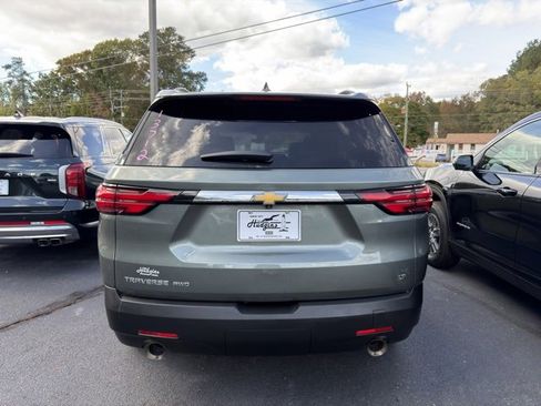 Used 2023 Chevrolet Traverse LT w/ LPO, Floor Liner Package image 5