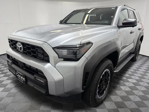 Used 2026 Toyota 4Runner TRD Off-Road Premium AWD/4WD image 3