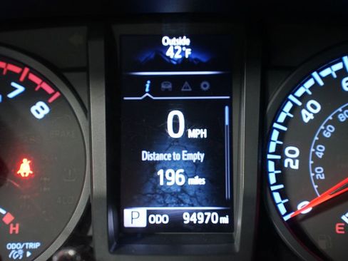 Used 2021 Toyota Tacoma SR image 16