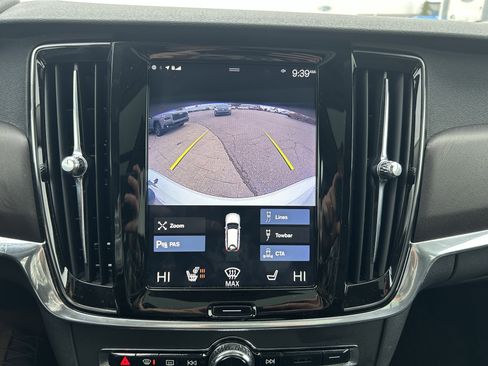 Used 2018 Volvo V90 T5 Cross Country w/ Plus Package image 13