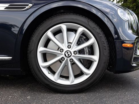 Used 2024 Bentley Flying Spur V8 AWD/4WD image 6