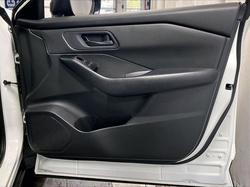 Certified 2024 Nissan Rogue S AWD/4WD image 12