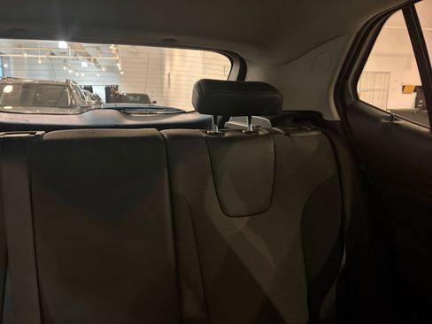 Used 2025 Buick Encore GX Preferred image 36