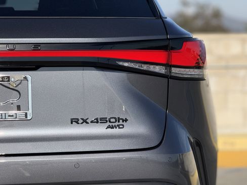New 2026 Lexus RX 450h AWD image 12