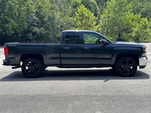Used 2017 Chevrolet Silverado 1500 LT w/ All Star Edition image 5