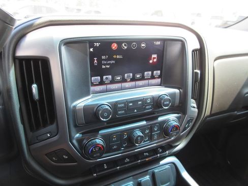 Certified 2016 GMC Sierra 1500 SLE w/ All-Terrain Package AWD/4WD image 27