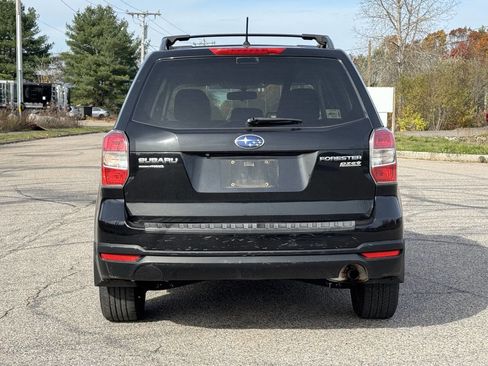 Used 2015 Subaru Forester 2.5i Premium w/ All-Weather Package image 4