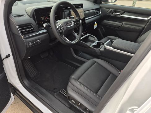 New 2026 GMC Terrain Elevation w/ Elevation Premium Package image 9