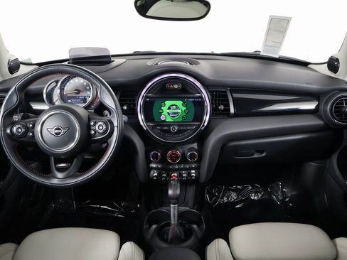 Used 2019 MINI Cooper S w/ Driver Assistance Package image 8
