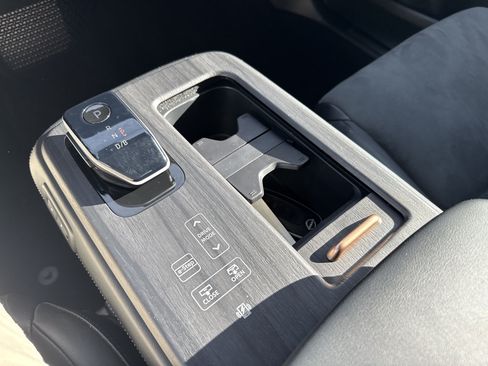 Certified 2024 Nissan Ariya AWD image 18