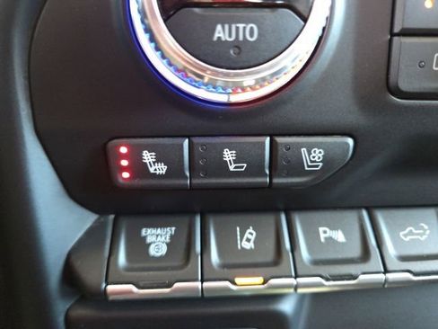 Used 2021 GMC Sierra 2500 AT4 w/ AT4 Premium Plus Package image 69