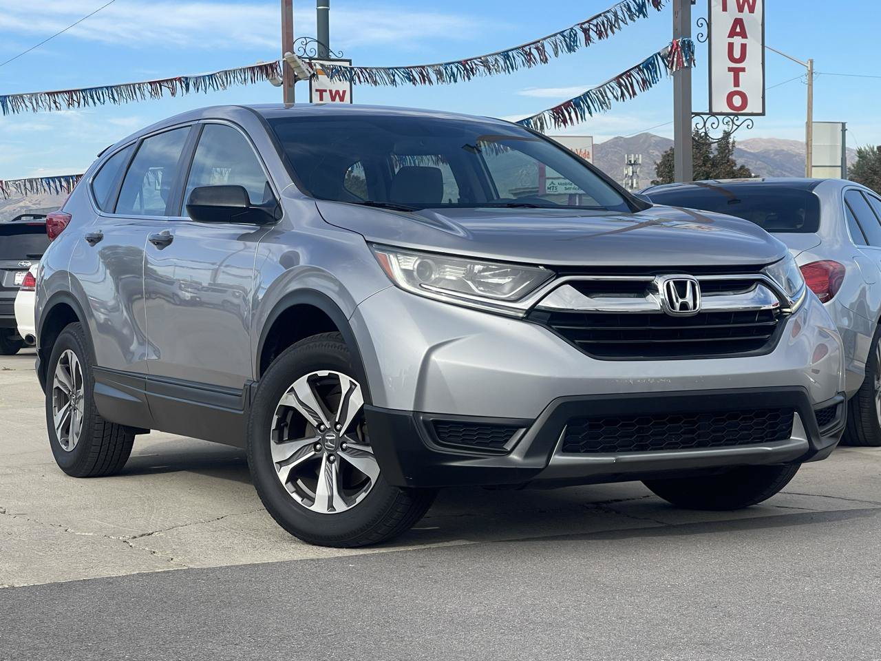 Used 2018 Honda CR-V LX image 3