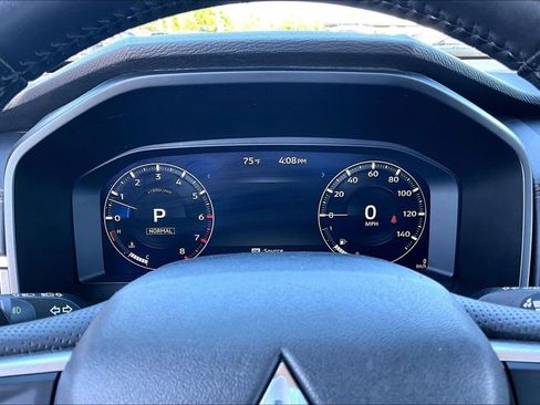 Used 2024 Mitsubishi Outlander SEL FWD image 21