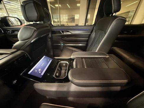 Used 2024 Jeep Grand Wagoneer Series III w/ Quick Order Packagew 28T image 24