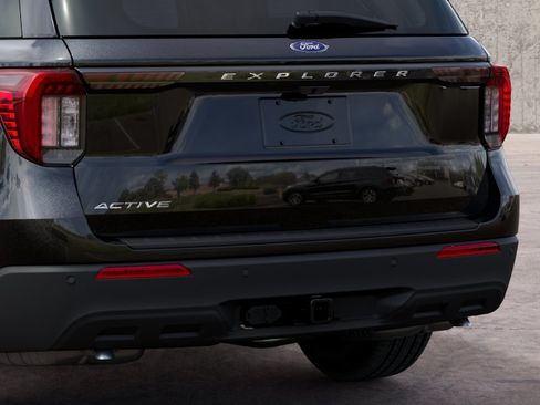 New 2027 Ford Explorer Active RWD image 23