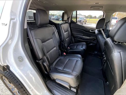 Used 2017 GMC Acadia SLT image 19