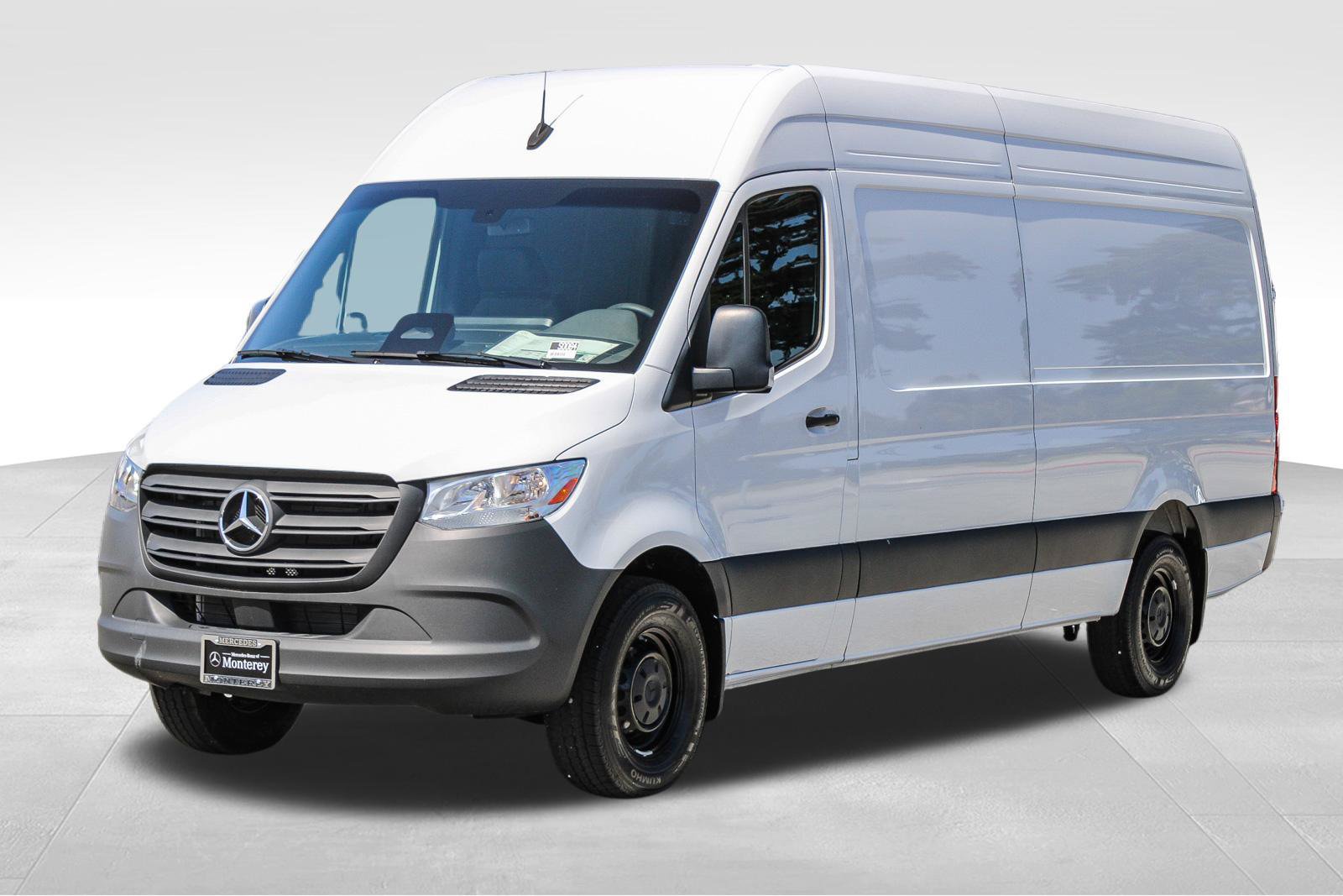 New 2025 Mercedes-Benz Sprinter 2500 image 3