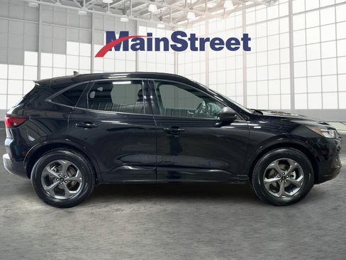 Used 2024 Ford Escape ST-Line image 6