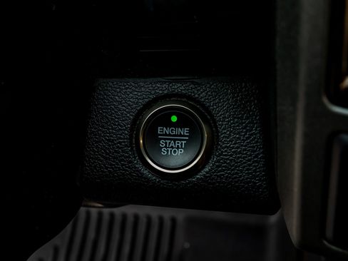 Used 2020 Ford F150 Raptor w/ Equipment Group 802A Luxury image 22