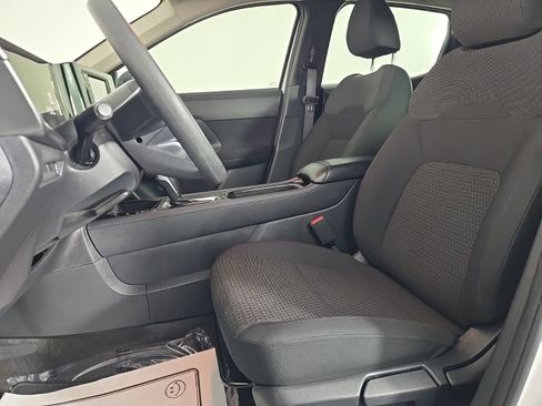 Used 2025 Nissan Kicks S FWD image 8
