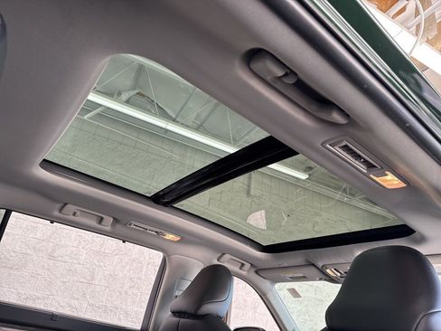 Used 2024 Toyota Highlander Platinum image 49