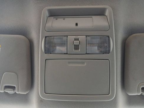 Used 2020 Nissan Titan S w/ S Utility Package RWD image 7