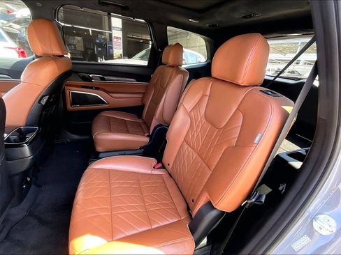 Used 2024 Kia Telluride SX Prestige X-Pro AWD/4WD image 17