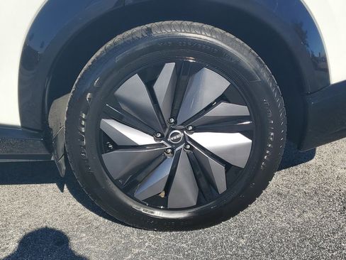 Certified 2023 Nissan Ariya EVOLVE+ image 9