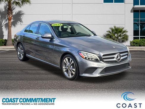 Used 2019 Mercedes-Benz C 300 Sedan image 3