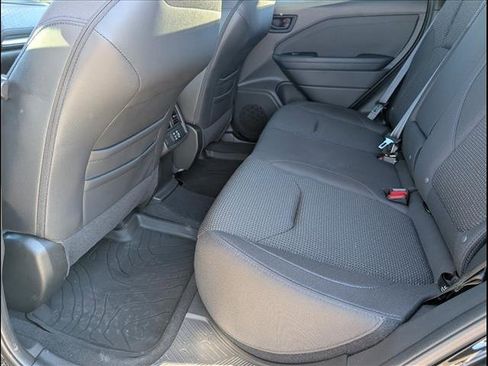 Used 2025 Subaru Forester Premium image 10