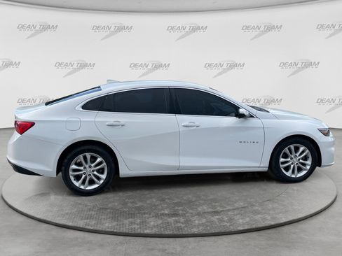Used 2018 Chevrolet Malibu LT FWD image 11