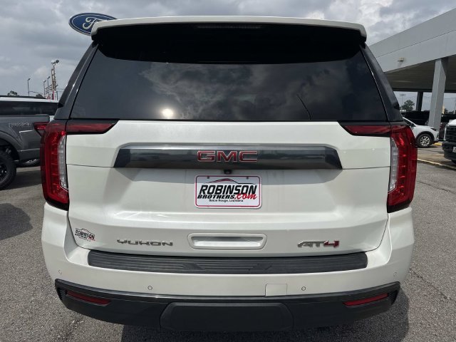 Used 2021 GMC Yukon XL AT4 w/ AT4 Premium Plus Package AWD/4WD image 6