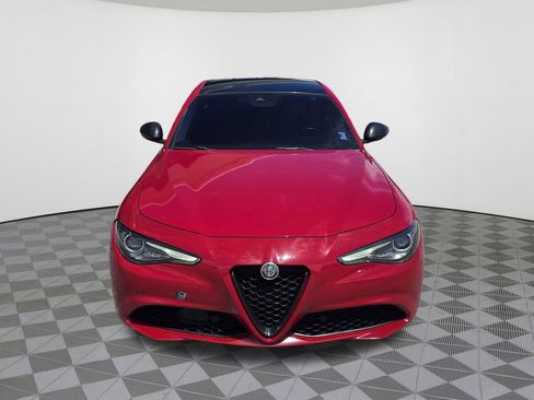Used 2020 Alfa Romeo Giulia w/ Nero Edizione RWD image 3