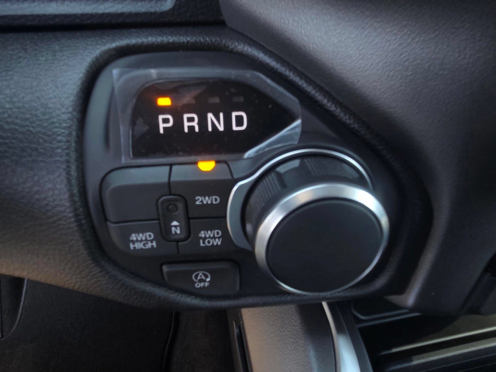 New 2026 RAM 1500 Express AWD/4WD image 15