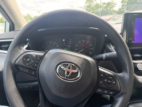 Used 2023 Toyota Corolla LE w/ Carpet Mat Package (TMS) FWD image 23