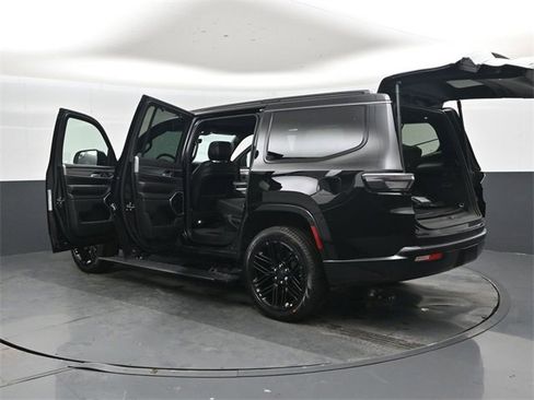 New 2026 Jeep Grand Wagoneer Limited image 49