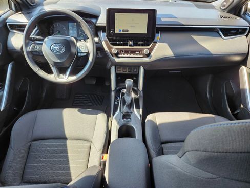 Used 2024 Toyota Corolla Cross AWD Hybrid image 11