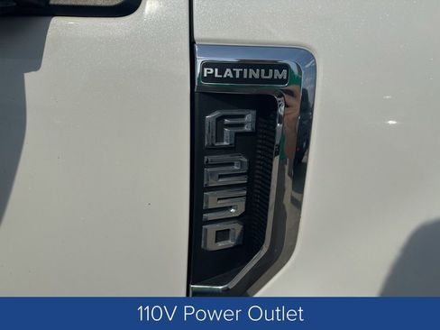 Used 2020 Ford F250 Platinum image 10