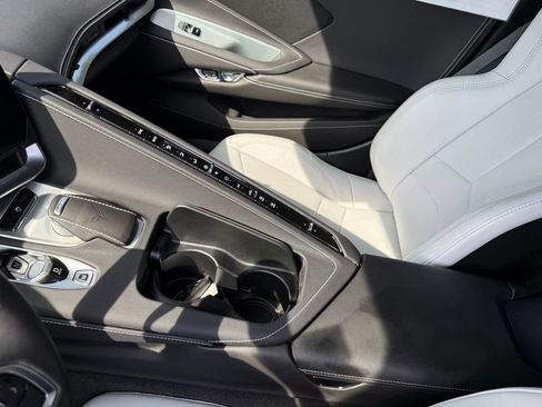 Used 2024 Chevrolet Corvette Stingray Convertible w/ Z51 Performance Package RWD image 18
