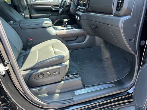 Certified 2025 GMC Sierra 1500 SLT w/ SLT Premium Package image 13