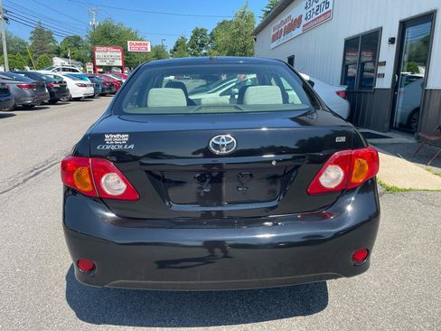 Used 2010 Toyota Corolla CE FWD image 5
