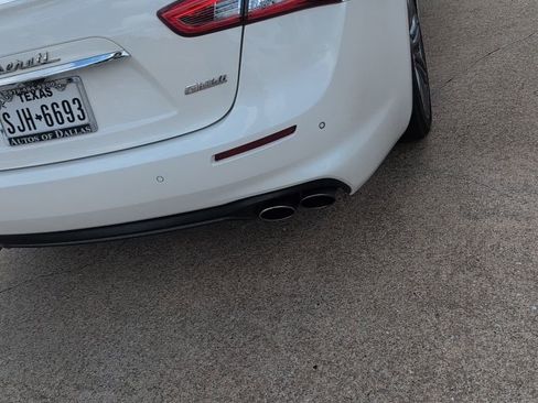 Used 2018 Maserati Ghibli S image 30