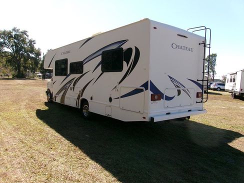 Used 2019 Chevrolet Express 4500 w/ RV Package image 6