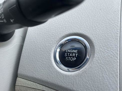 Used 2006 Toyota Avalon FWD image 32