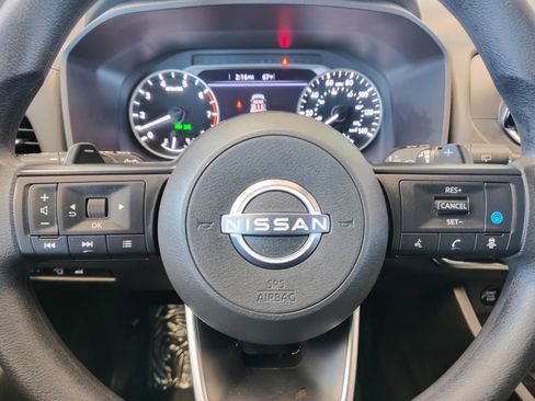 Certified 2024 Nissan Rogue SV image 19