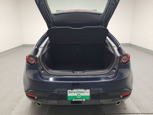 Used 2019 MAZDA MAZDA3 Hatchback w/ Premium Package image 29