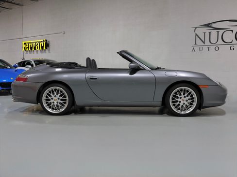 Used 2002 Porsche 911 Cabriolet image 6