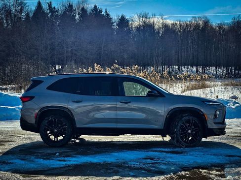 New 2026 Buick Enclave Sport Touring w/ Power Package image 2